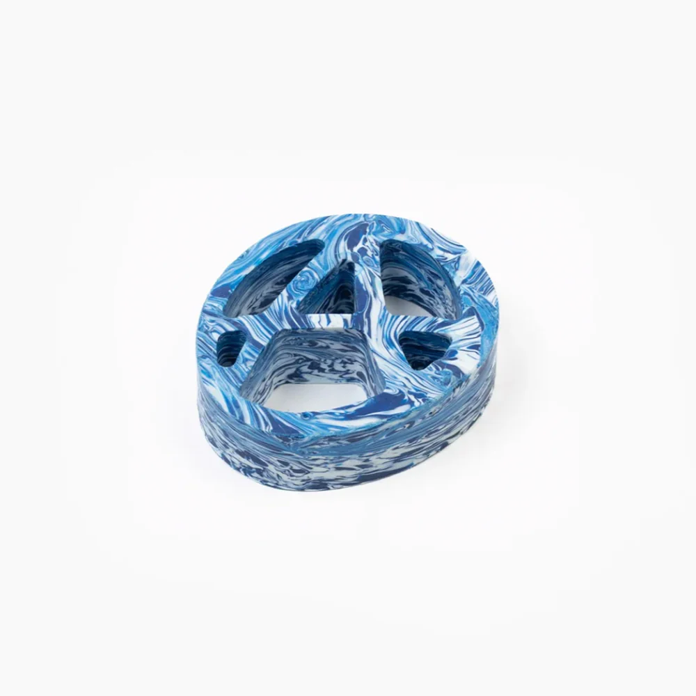 [SPACE AVAILABLE] SYMBOLISM DESK OBJECTS SET OF 3 - Image 4